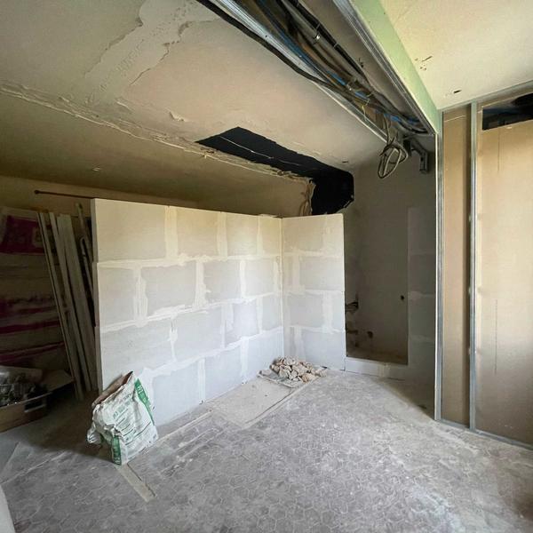 construction avant